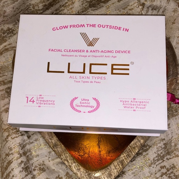 🪄 LUCE 180° Facial Cleansing Anti-Aging System - Picture 4 of 8